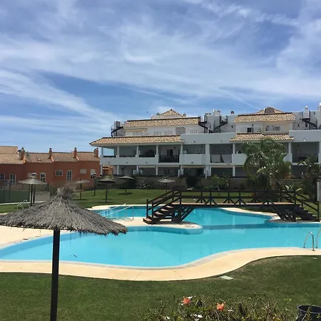 With 2 Bedrooms In Benalmadena, With Pool Access And Terrace